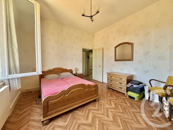 Maison à vendre  5 pièces - 103 m 2   YZEURE  - 03