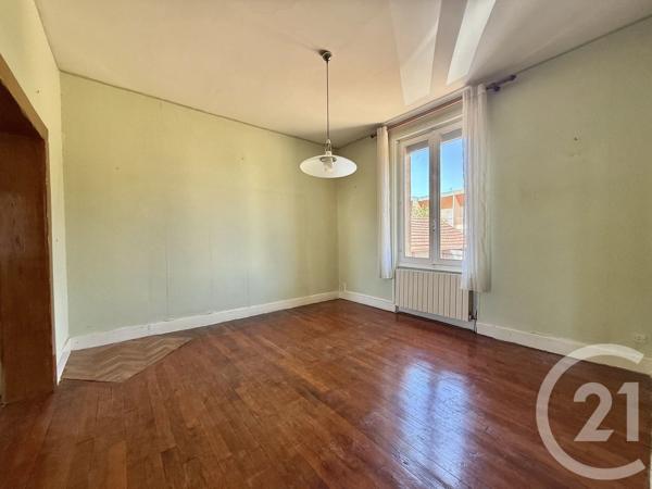 Maison à vendre  5 pièces - 103 m 2   YZEURE  - 03