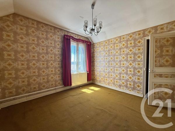 Maison à vendre  5 pièces - 103 m 2   YZEURE  - 03
