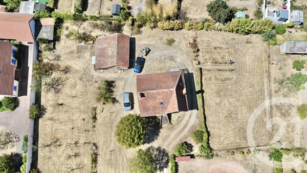 Maison à vendre  5 pièces - 103 m 2   YZEURE  - 03