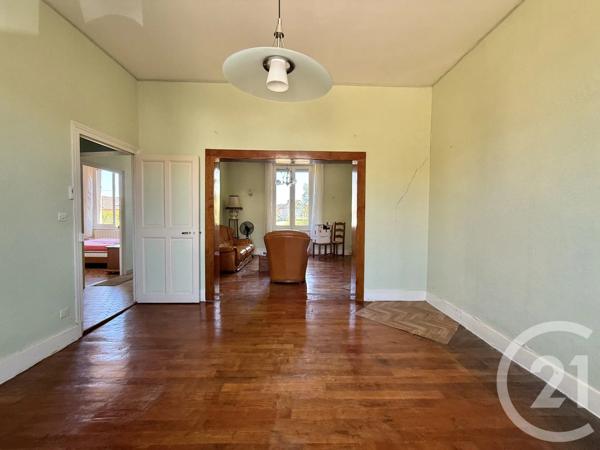 Maison à vendre  5 pièces - 103 m 2   YZEURE  - 03