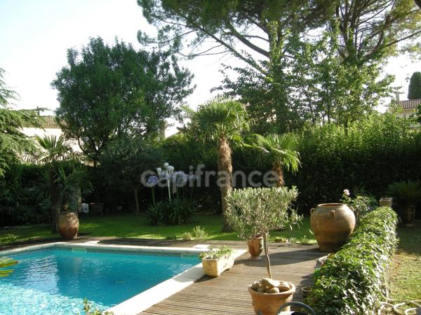 Maison à vendre 5 pièces 4 chambres de 142 m2 JUVIGNAC (34)