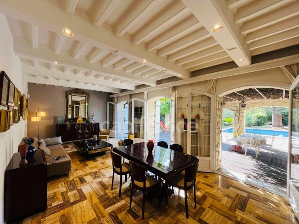 Maison à vendre 5 pièces 4 chambres de 142 m2 JUVIGNAC (34)