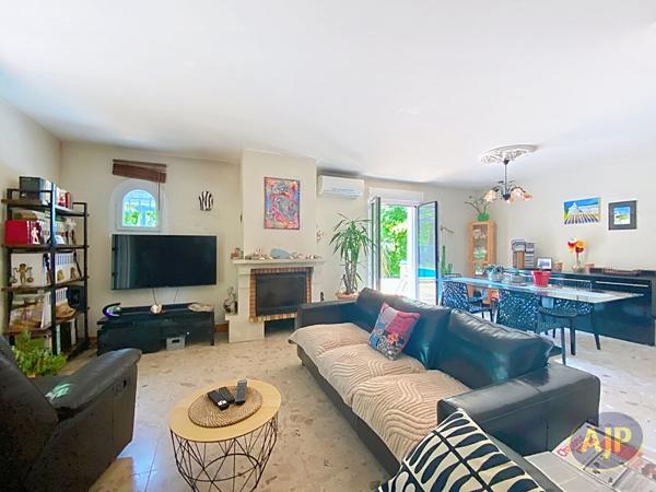 Maison à vendre Audenge - 5 pièces, 120m² avec 4 chambre(s) à 442 000€ - AJP Immobilier Audenge