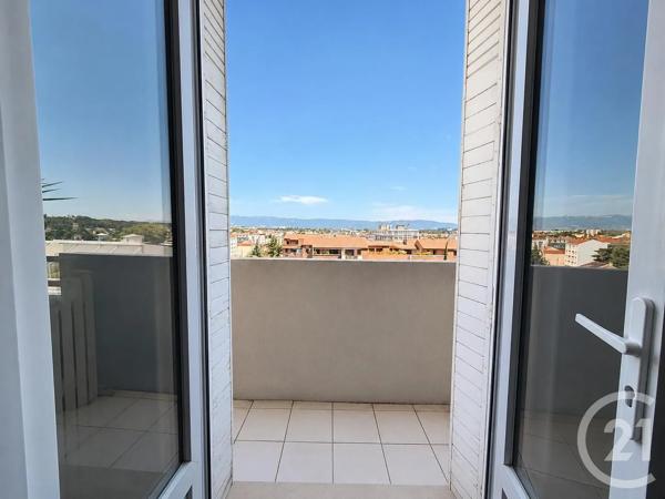 Appartement T3 à vendre  3 pièces - 72,80 m 2   VALENCE  - 26