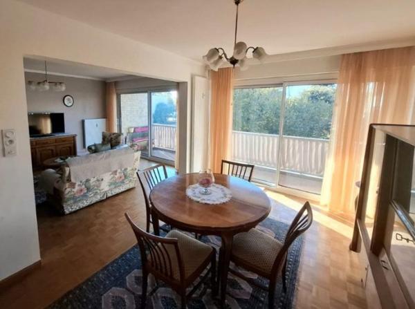 T4 BAVILLIERS 94 m²