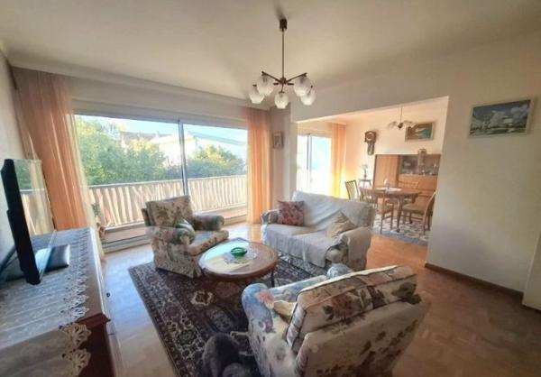 T4 BAVILLIERS 94 m²