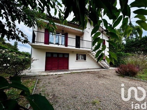 Maison traditionnelle 4 pièces de 82 m² à Bretagne-de-Marsan (40280)