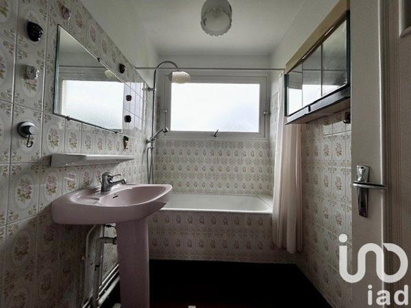 Maison traditionnelle 4 pièces de 82 m² à Bretagne-de-Marsan (40280)