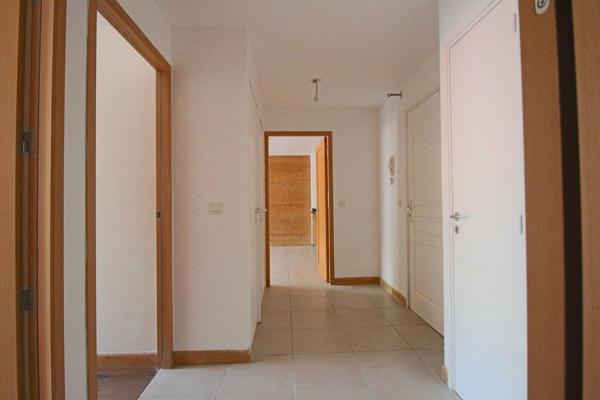 SALLANCHES, CENTRE VILLE  APPARTEMENT T3  ,64 M2 275000 euros