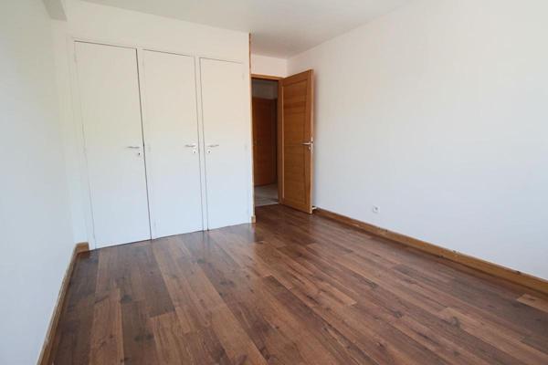 SALLANCHES, CENTRE VILLE  APPARTEMENT T3  ,64 M2 275000 euros