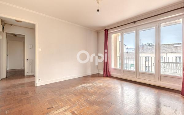 Appartement à vendre    2 pièces • 49 m2 Limoges