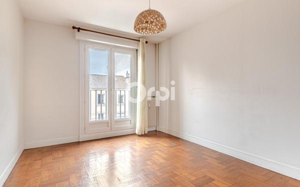 Appartement à vendre    2 pièces • 49 m2 Limoges