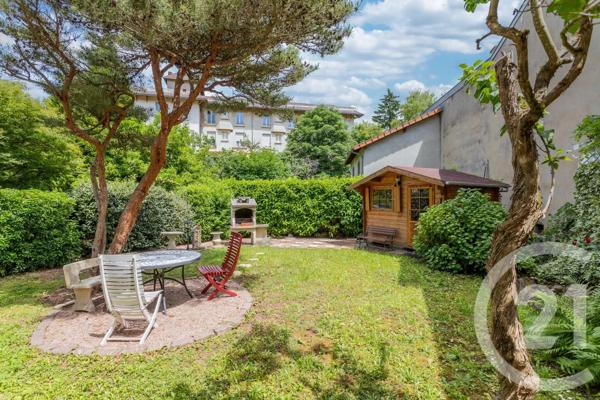 Maison à vendre  7 pièces - 188 m 2   CHATEL GUYON  - 63