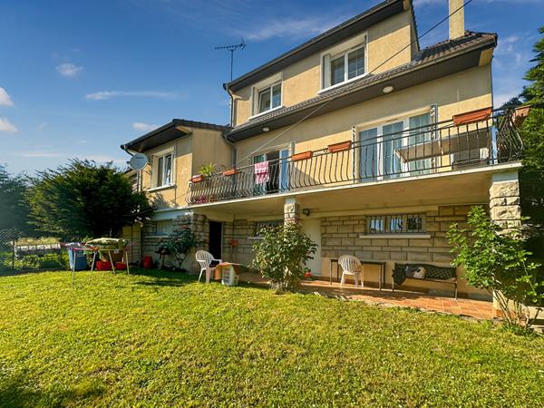 Pavillon 4 chambres et jardin