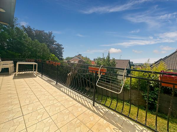 Pavillon 4 chambres et jardin