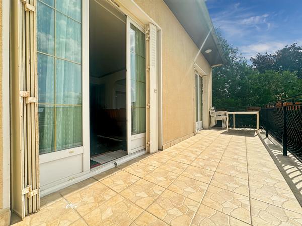 Pavillon 4 chambres et jardin