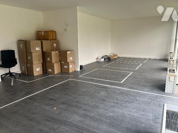 AIX-LES-BAINS : Local professionnel