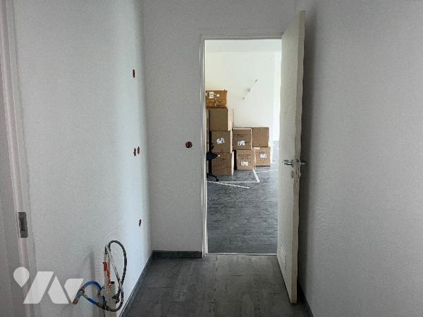 AIX-LES-BAINS : Local professionnel