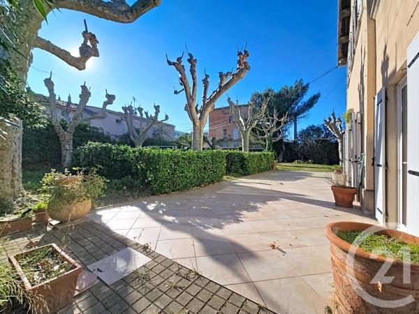 Maison à vendre  6 pièces - 188,55 m2 MARSEILLE - 13008