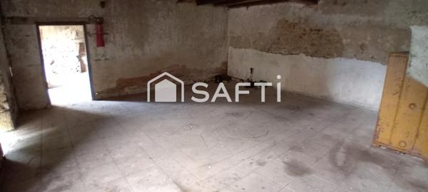 Maison en pierre à rénover totalement