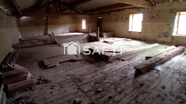 Maison en pierre à rénover totalement