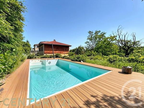 Maison à vendre  5 pièces - 200 m 2   SATHONAY CAMP  - 69