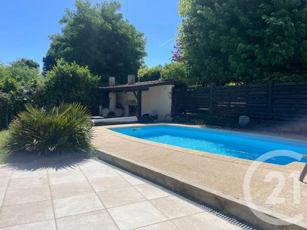 Maison à vendre  5 pièces - 200 m 2   SATHONAY CAMP  - 69