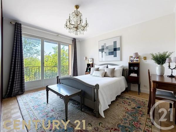 Maison à vendre  5 pièces - 200 m 2   SATHONAY CAMP  - 69
