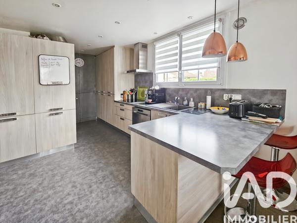 Maison à vendre 5 pièces 121 m² Breuillet