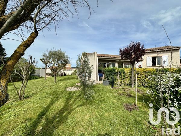 Maison 5 pièces de 137 m² à Pertuis (84120)