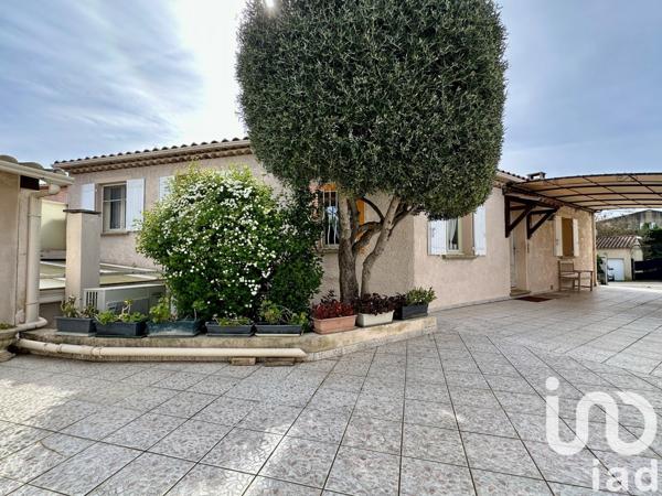 Maison 5 pièces de 137 m² à Pertuis (84120)