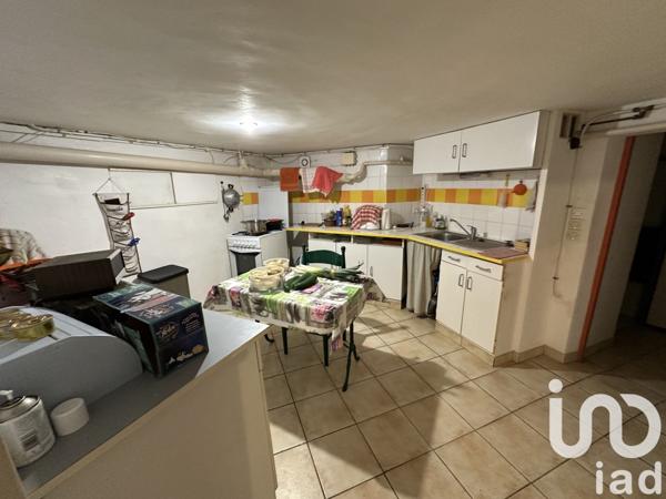 Maison 5 pièces de 137 m² à Pertuis (84120)