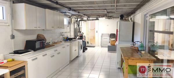 Maison 5 pièce(s) 142 m2 – Piscine – Sous-Sol – Croix Chapeau