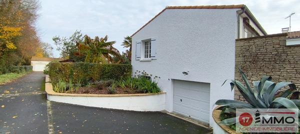 Maison 5 pièce(s) 142 m2 – Piscine – Sous-Sol – Croix Chapeau