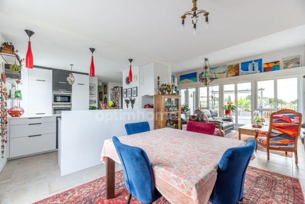 NANTES EST 44300 - NANTES ERDRE - PENTHOUSE D’EXCEPTION - TERRASSE - JARDIN - VUE DEGAGEE - SANS VIS A VIS - 2 PARKING - CAVE - DPE B 2024 - PMR