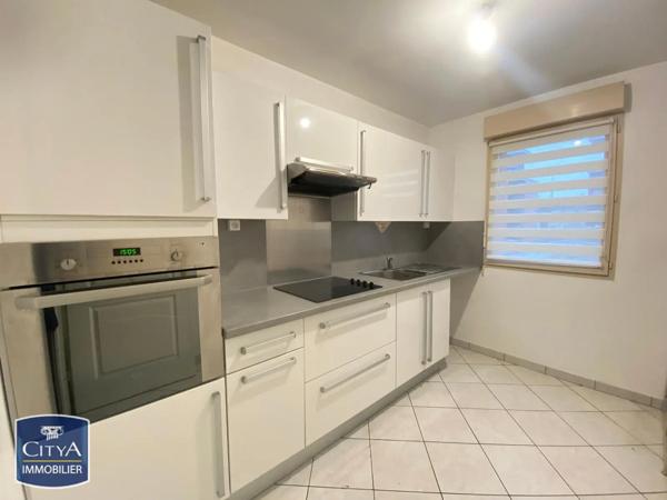 Appartement à louer 3 pièces 66.8m²