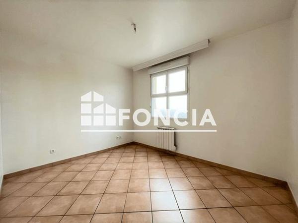 Location Appartement 2 pièces 51.8 m² - 140 BIS ALLEE DE MONTFERMEIL Clichy Sous Bois 93390