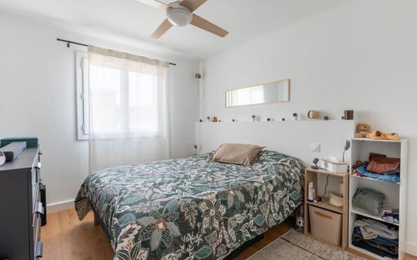 Maison à vendre    4 pièces •  Gastes