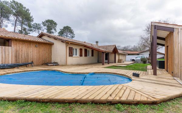 Maison à vendre    4 pièces •  Gastes