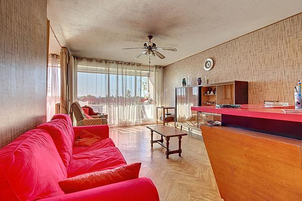 Appartement  a Vitrolles de 4 pieces  dans une residence bien entretenue!