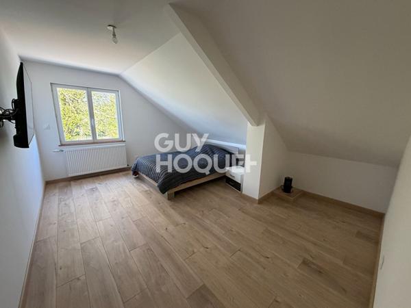 Maison avec vue sur l'eau à vendre à PERONNE (80200).