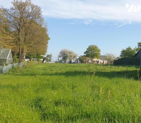 Terrain à bâtir de 729m2 en centre bourg 