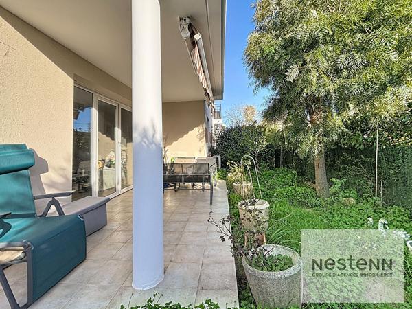 FREJUS - T3 2 chambres appartement lumineux avec jardin privatif au calme parking