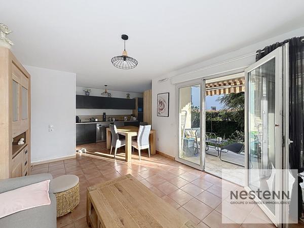 FREJUS - T3 2 chambres appartement lumineux avec jardin privatif au calme parking