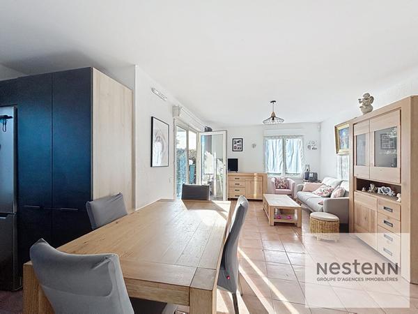 FREJUS - T3 2 chambres appartement lumineux avec jardin privatif au calme parking