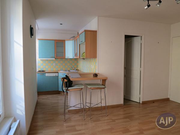Vente appartement Paris 7eme : 455 000 € - AJP Immobilière Passy Paris 16