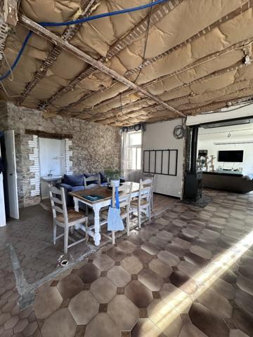 Maison en pierre à rénover