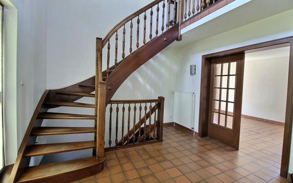 Maison à louer    6 pièces •  Andolsheim