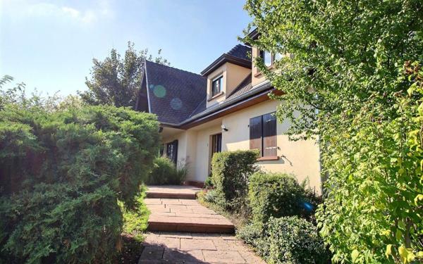 Maison à louer    6 pièces •  Andolsheim